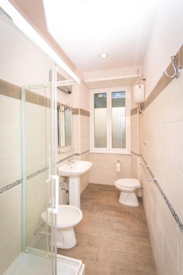Vercelli Guest House Near San Giovanni Roma Dış mekan fotoğraf